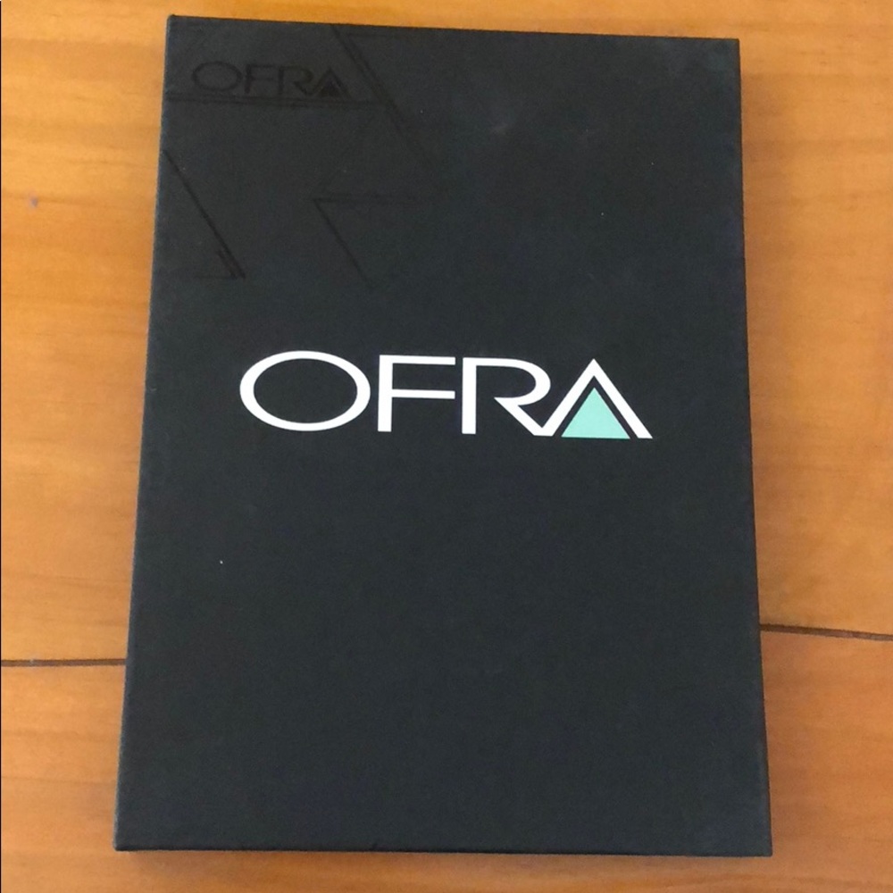 OFRA cosmetics eye shadow pallete